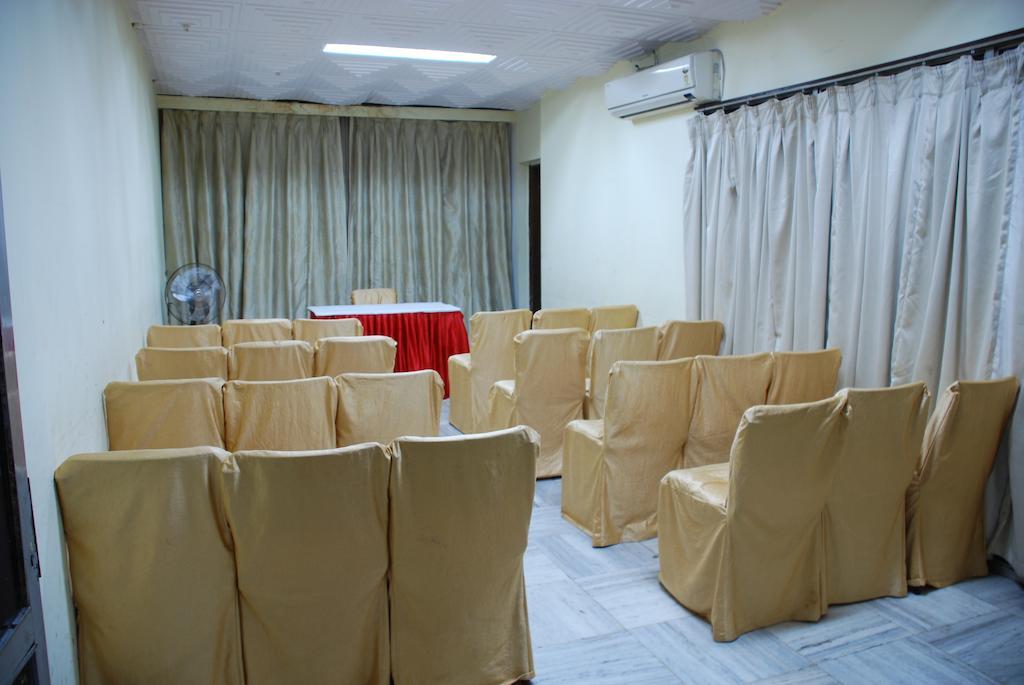 Hotel Mandakini Jaya International 海得拉巴 外观 照片